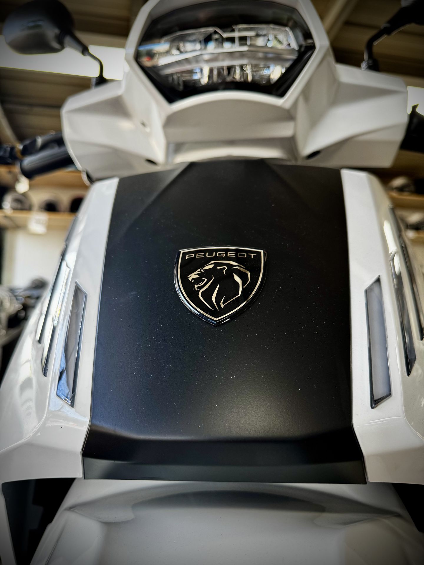 Devanture tweet 50cc injection