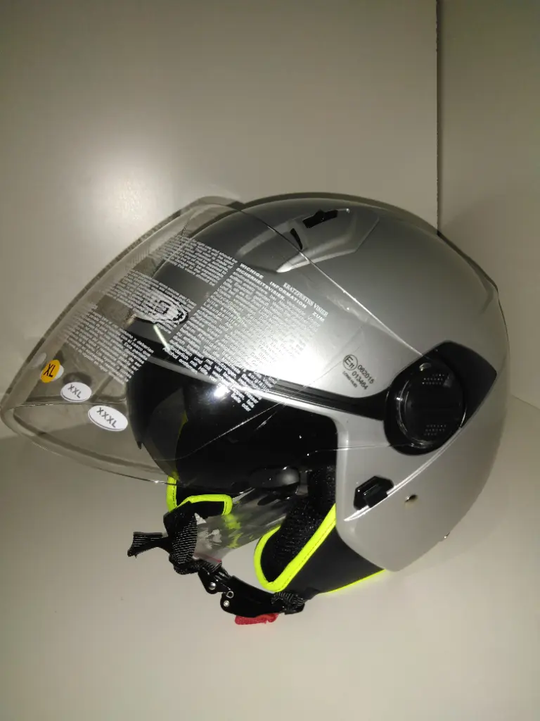 CASQUE LH 213 TAILLE : XL   NOIR OU GRIS   